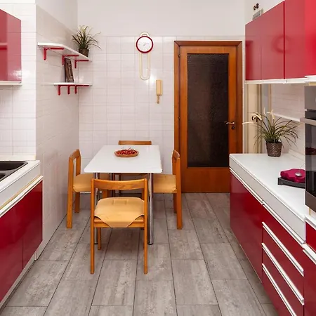 Doria Guest House *
